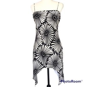 100% Silk Flores & Flores Black and White Floral Print Mini Dress Women’s